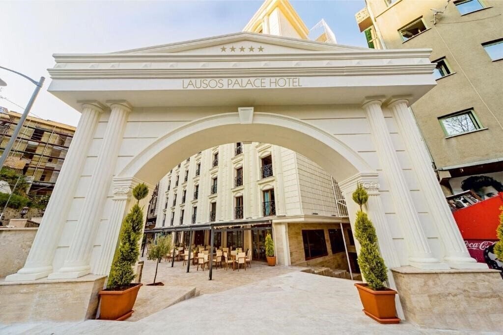 Готель Lausos Palace Hotel (ex. Lausos Palace Sisli) 5*