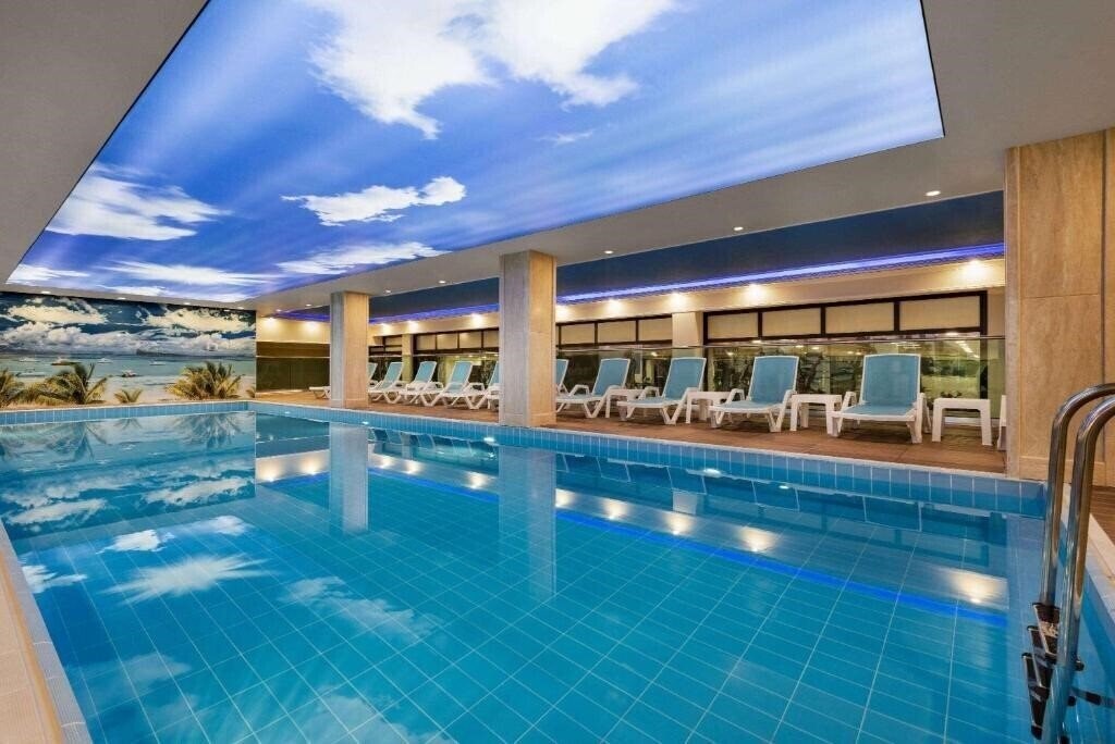 Вид Ramada Plaza By Wyndham Silivri 4*