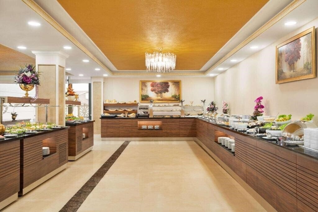 Апартаменты Ramada Plaza By Wyndham Silivri 4*