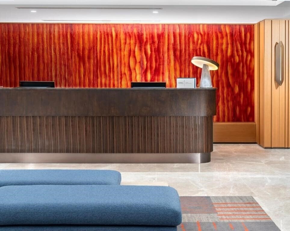 Апартаменты Crowne Plaza Istanbul - Ortakoy Bosphorus 5*