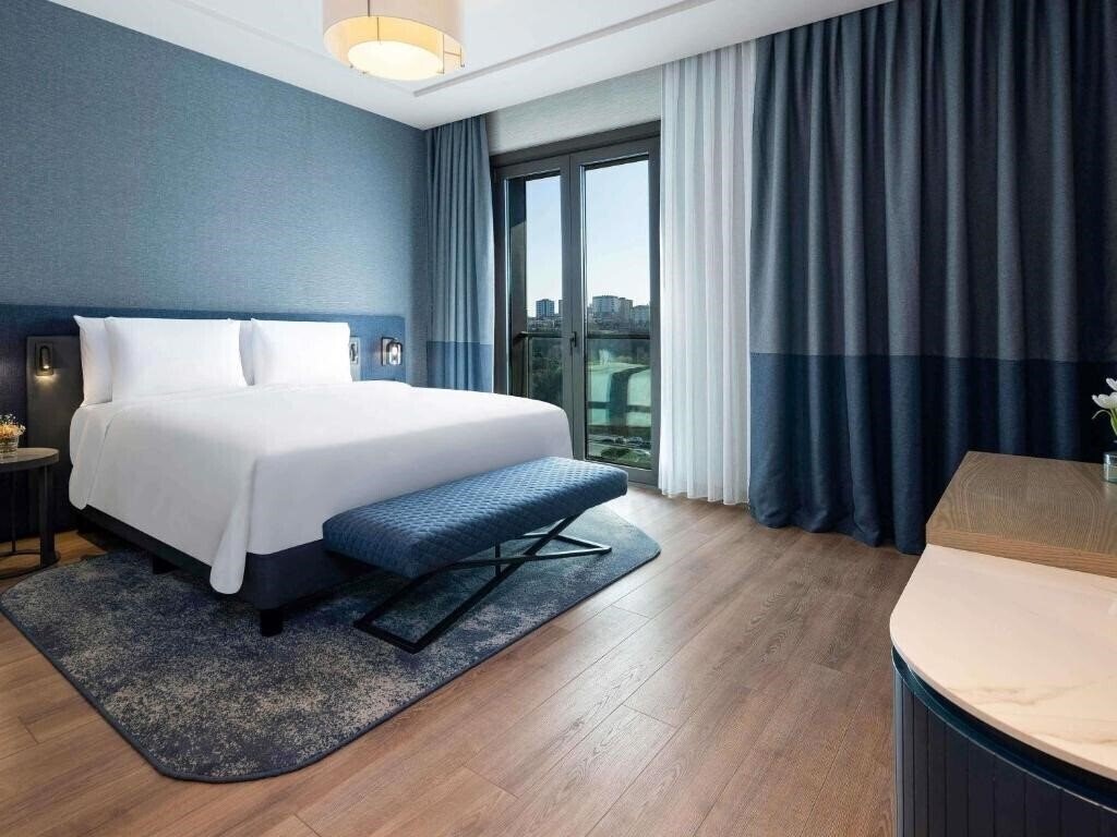 Фото Movenpick Living Istanbul Camlivadi 5*