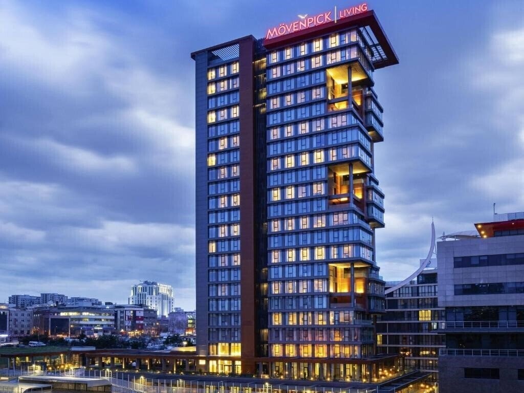 Отель Mövenpick Living Istanbul West 5*