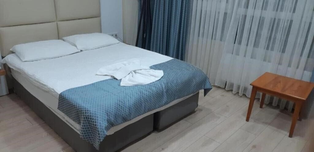Готель Arya Hotel (ex. Kadikoy Arya Hotel) 3*