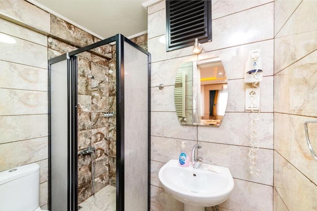 Фотография Kadirga Studios (ex. Kadirga Park Suites) 2*