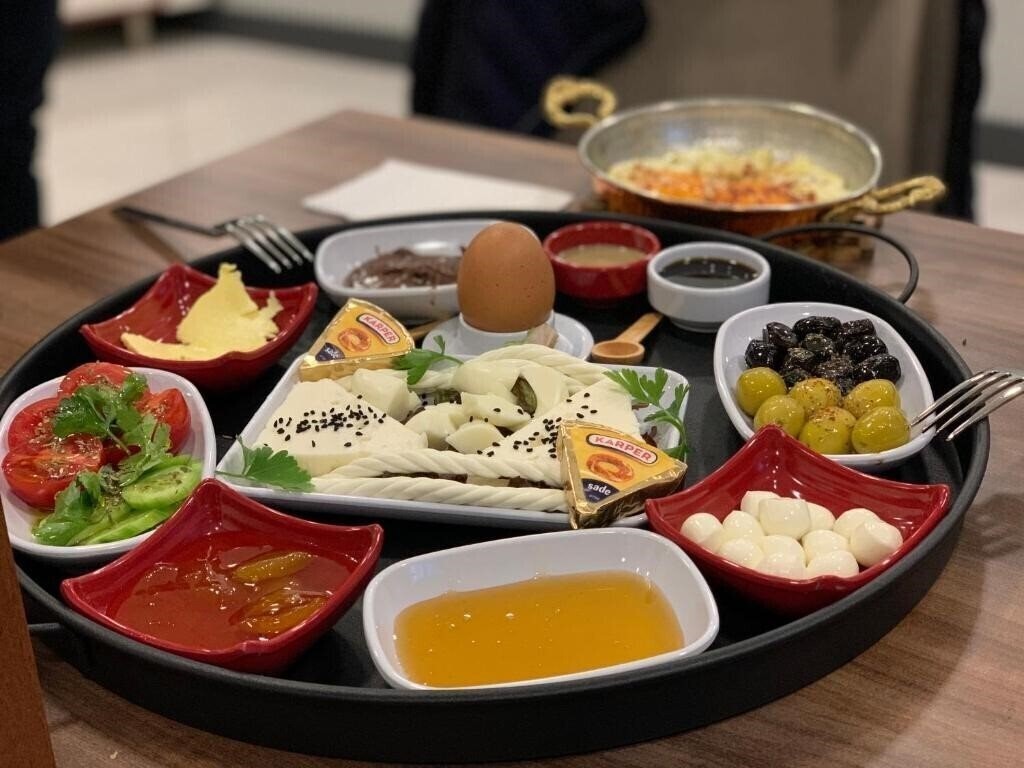 Фотография La Vita Suites 4*