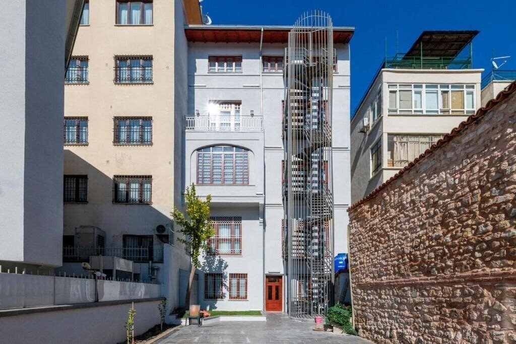 Вид Blue Gilroy Hotel 3*