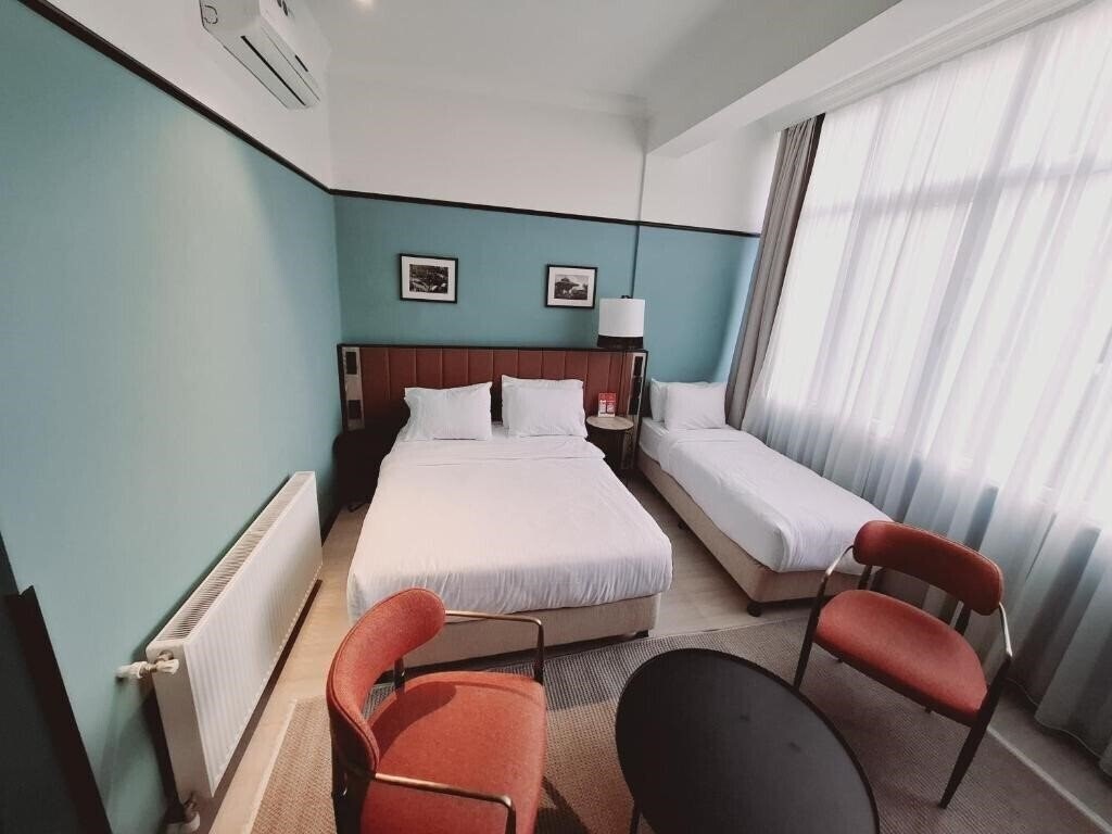 Апартаменты EA Exclusive Hotel 4*