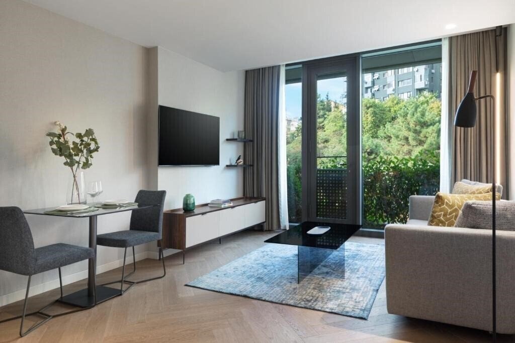 Вид Marriott Executive Apartments Istanbul Fulya 3*