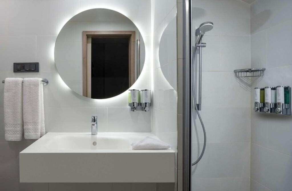 Фотография Hampton By Hilton Merter 3*