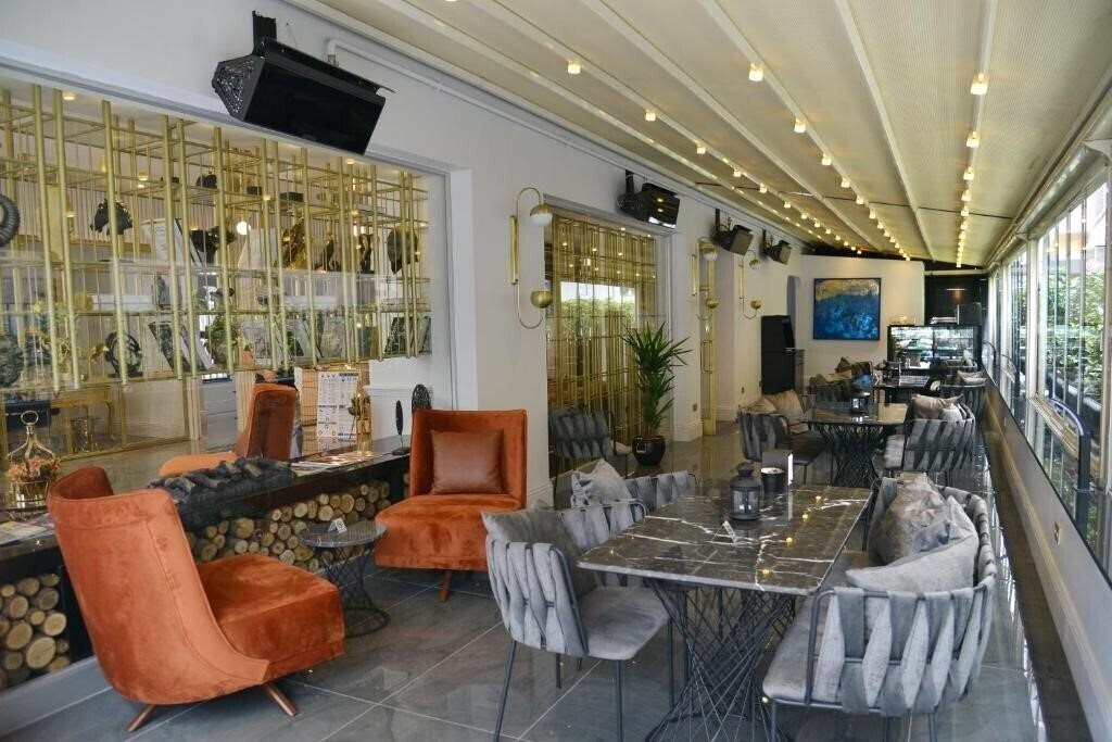 Отель A11 Hotel Exclusive 3*