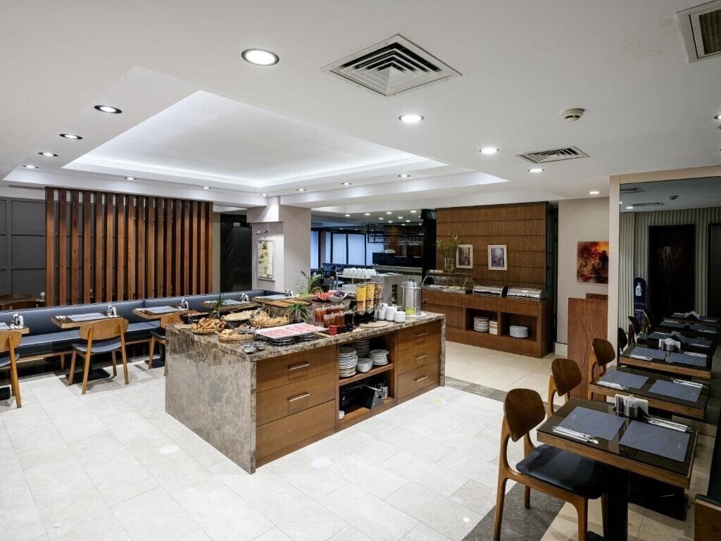 Апартаменты Merlin Hotel (ex. Merlin Istanbul Hotel, Echoll Hotel) 4*