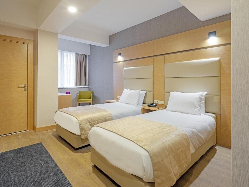 Вид Merlin Hotel 4*