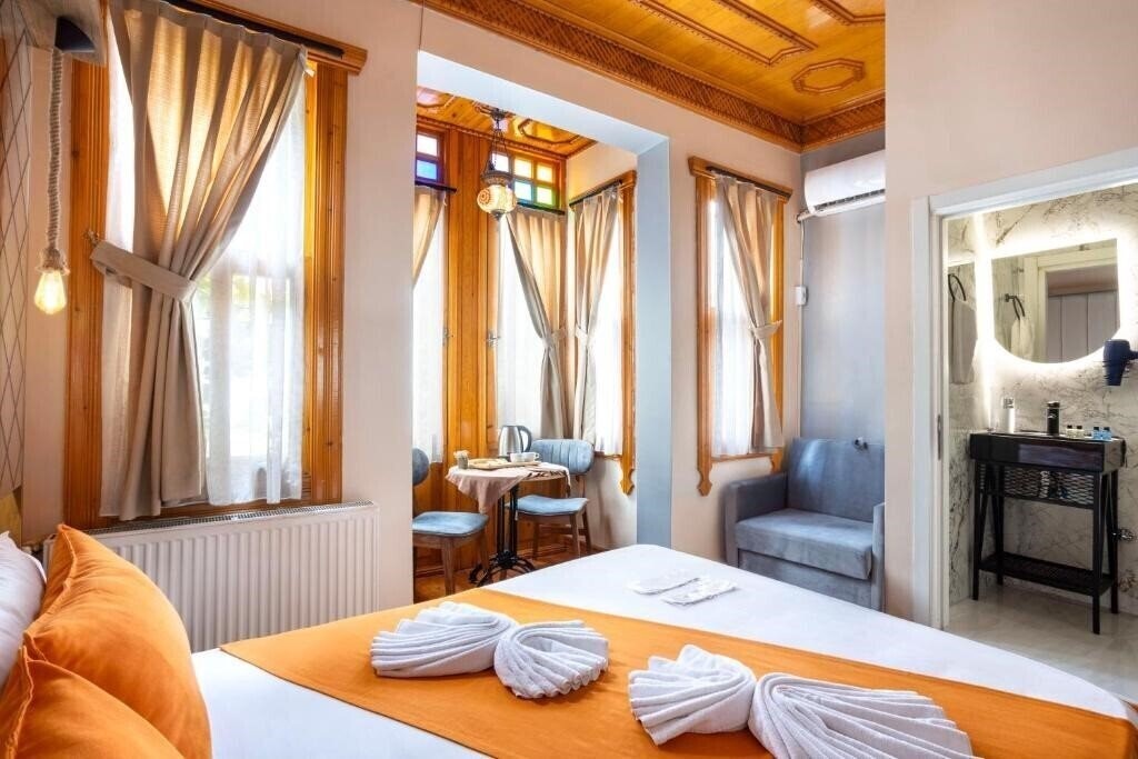 Вид Astra Boutique Hotel 5*