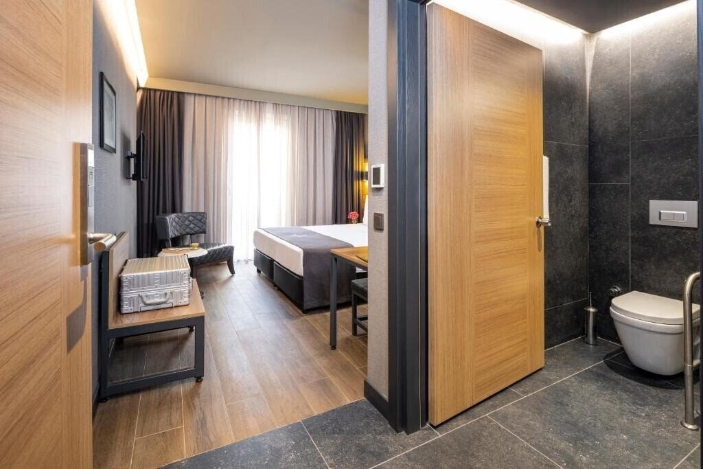 Панорама Marius Hotel 5*