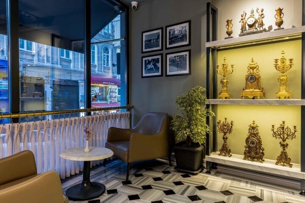 Апартаменты Marius Hotel 5*