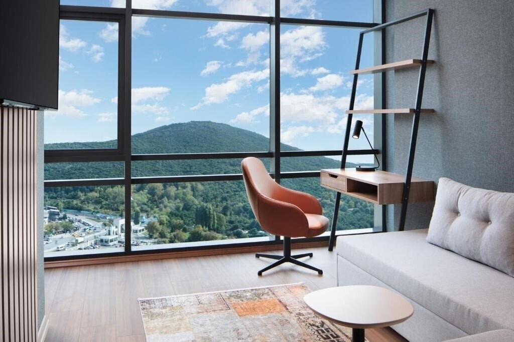 Вид Residence Inn by Marriott Istanbul Atasehir 4*