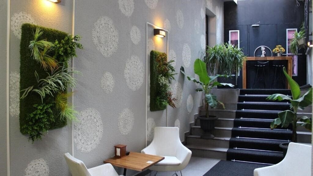 Вид Black Art Otel 5*