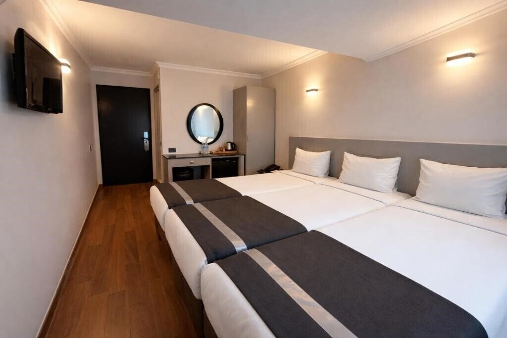 Апартаменты Peak Star Hotel 3*