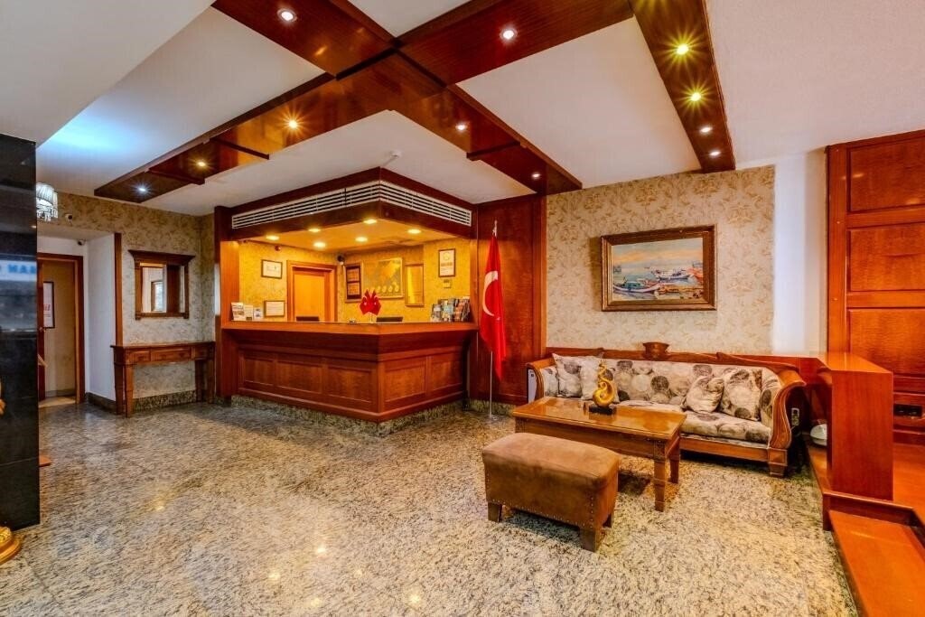 Панорама Peak Star Hotel 3*
