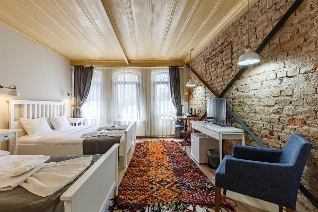 Фотография Miro Mansion 3*