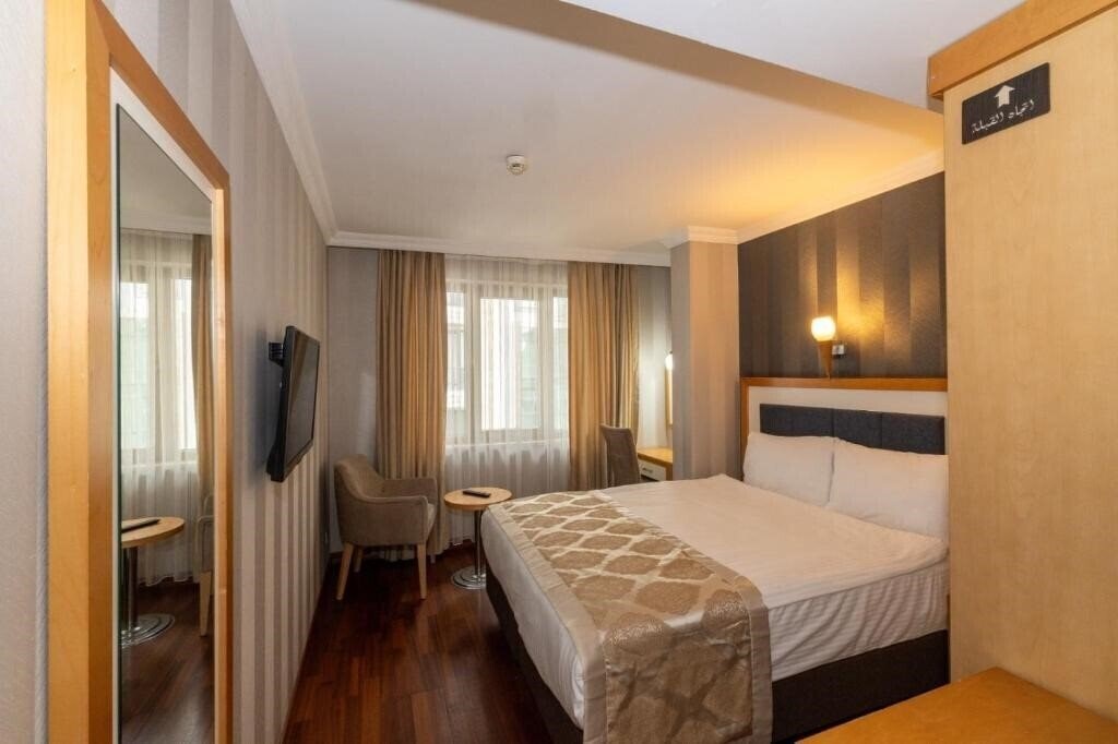 Панорама Crestium Prime Square (ex. Nova Plaza Taksim Square) 4*