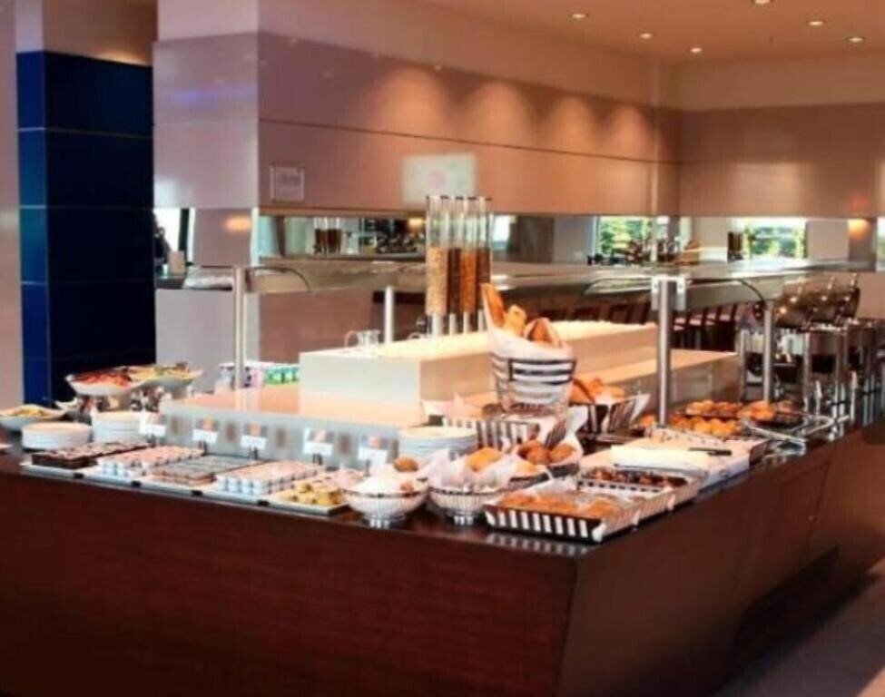 Изображение Fez Inn Hotel (ex. Holiday Inn Express Istanbul Ora) 3*