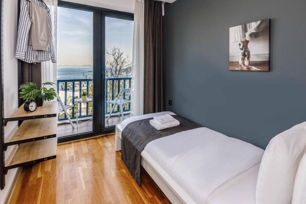 Апартаменти Monnas Suite (ex. Monnas Bosphorus) 4*
