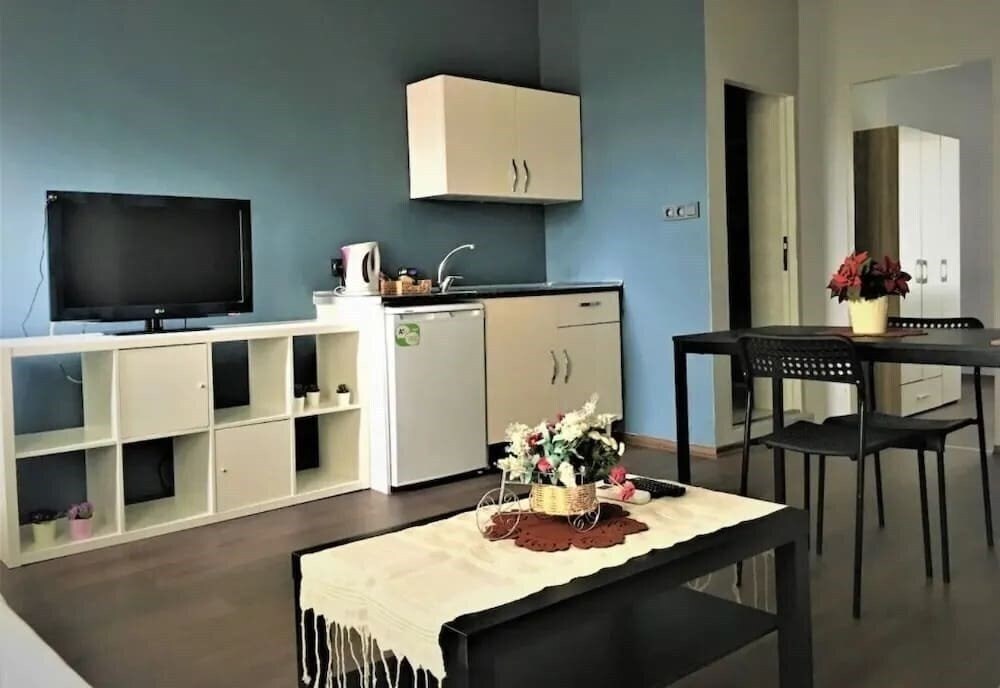 Фото Istanberry — Happy Apartments 4*