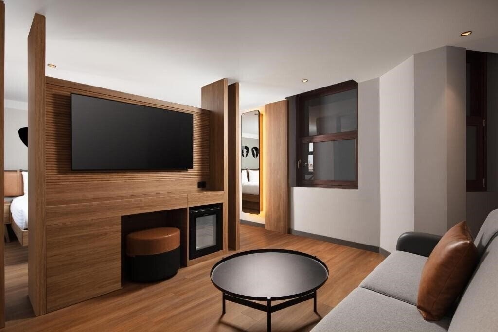Апартаменты Moxy Istanbul Taksim 4*