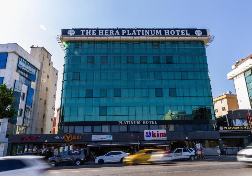 Отель The Hera Platinum Hotel 4*