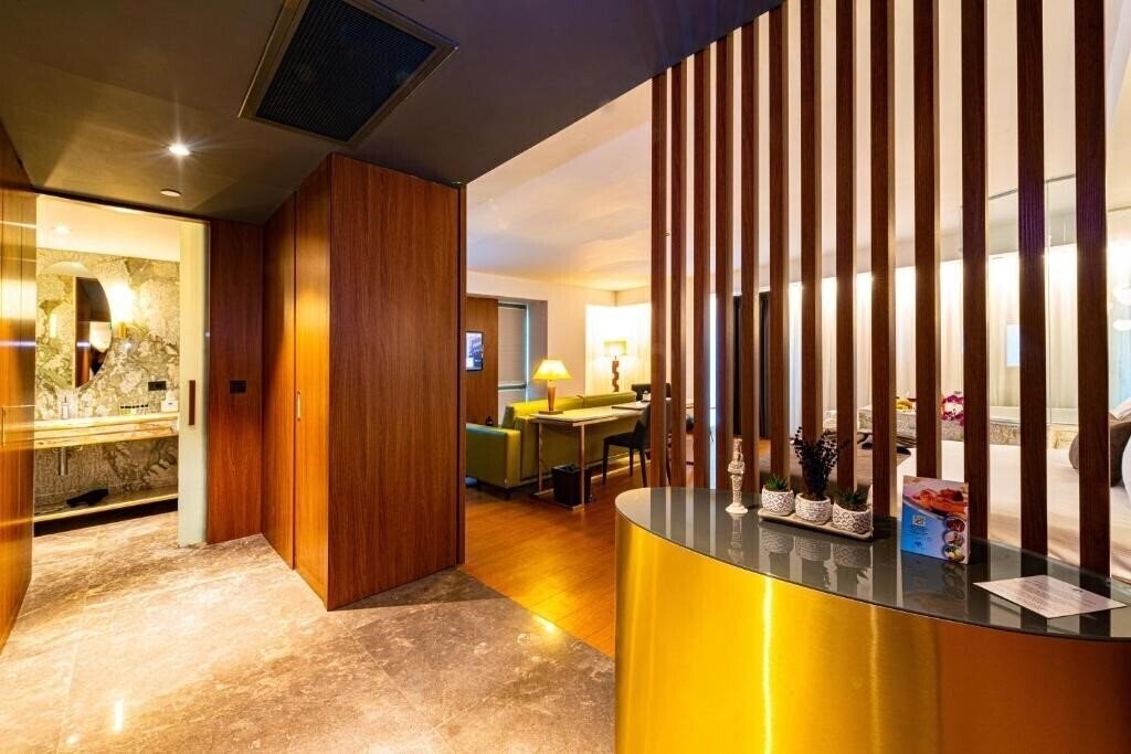 Панорама The Craton Hotel 5*