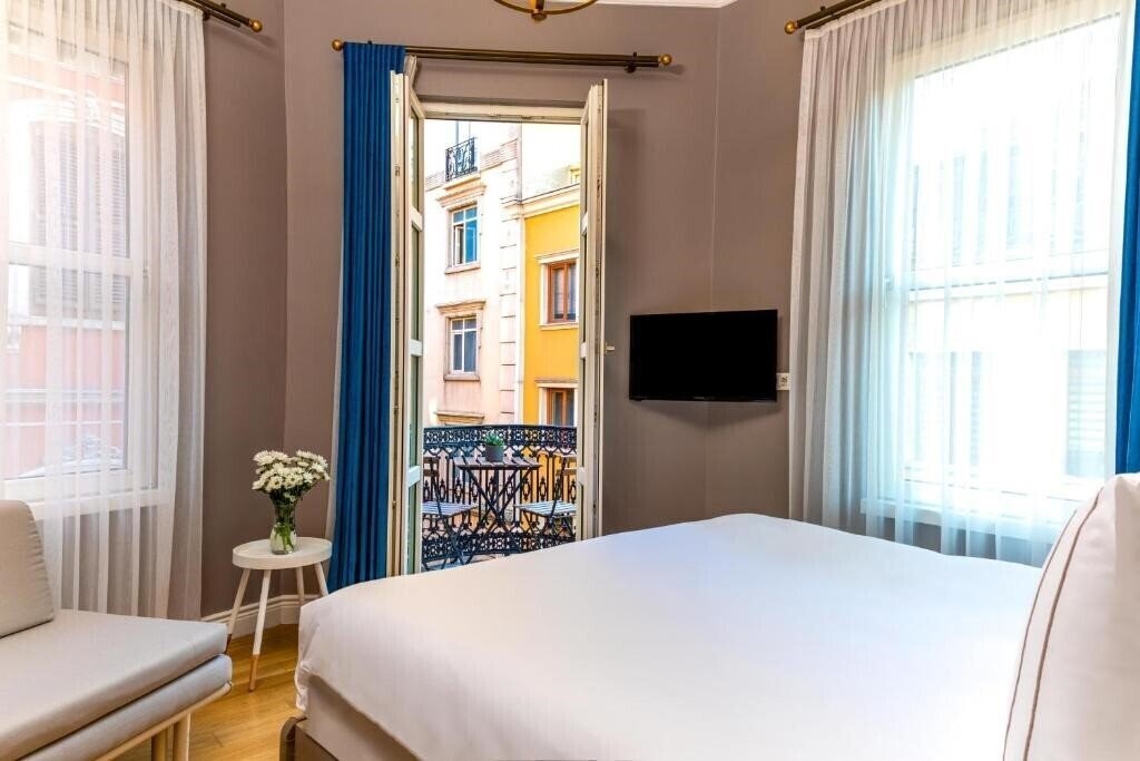 Апартаменты Petros Hotel (ex. Petros Hotel Boutique, Odda Hotel Istanbul) 3*