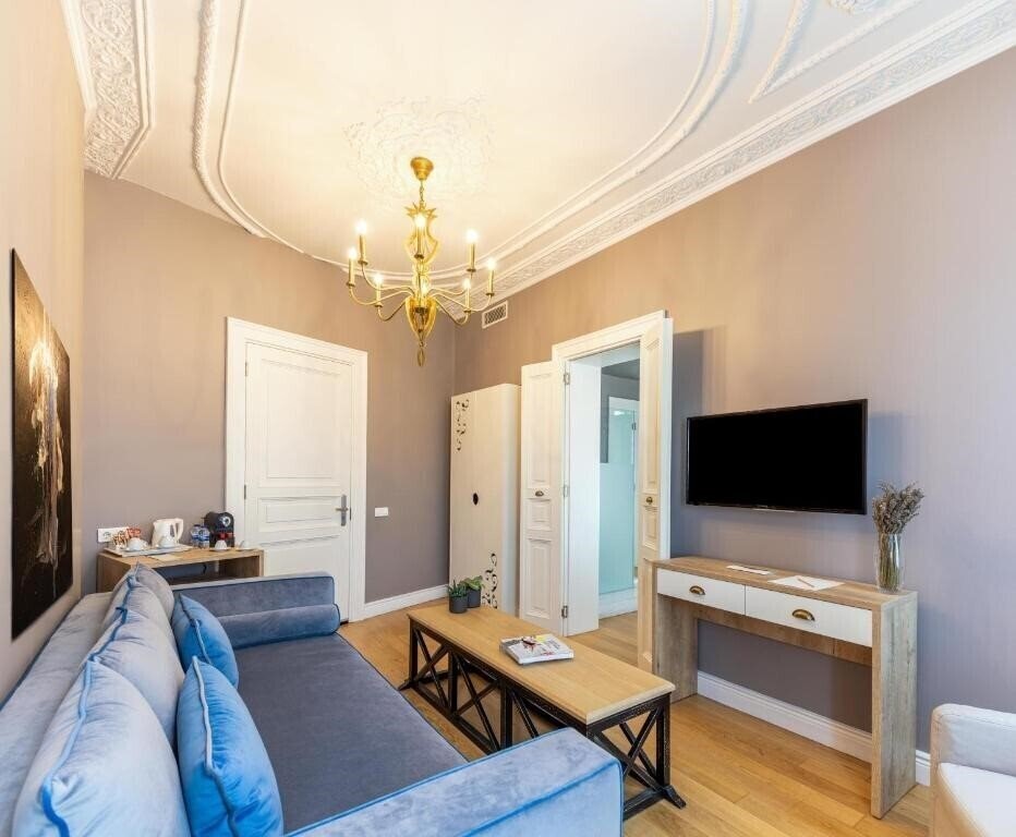 Панорама Petros Hotel (ex. Petros Hotel Boutique, Odda Hotel Istanbul) 3*