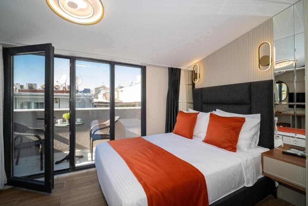 Фотографія Robin Hotel Istanbul 3*