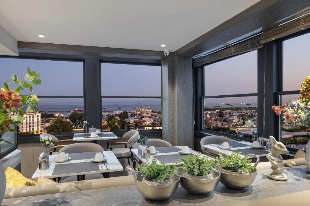 Изображение Lunet Old City Hotel 3*