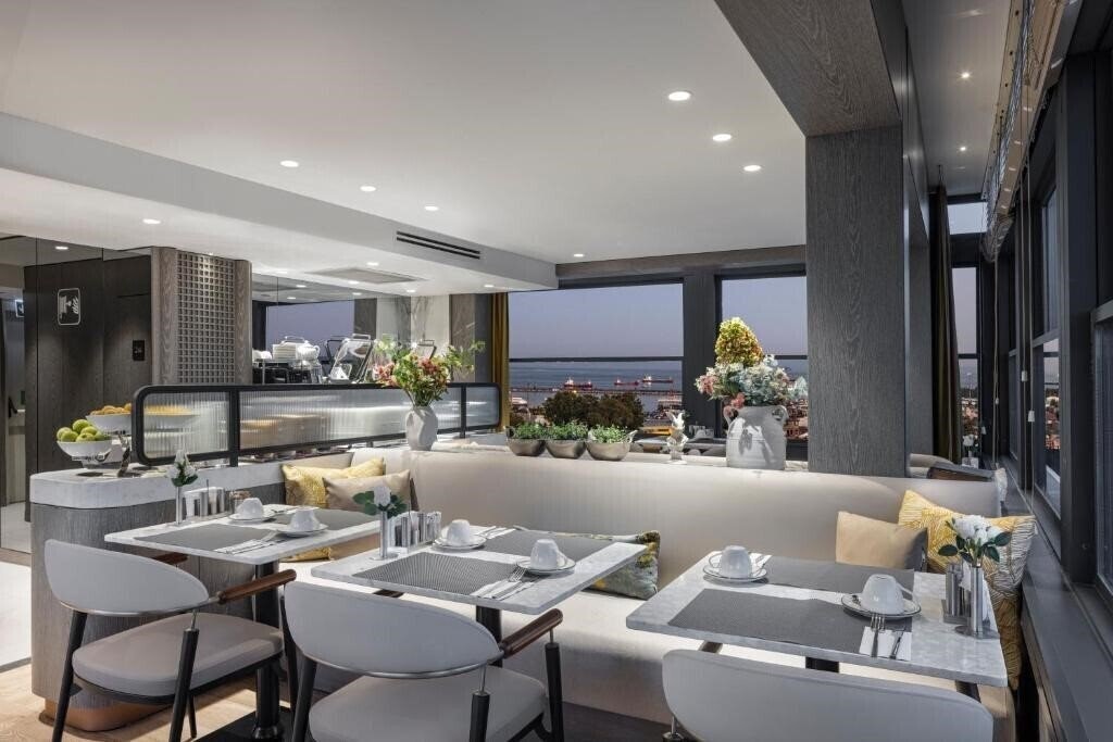 Вид Lunet Old City Hotel 3*