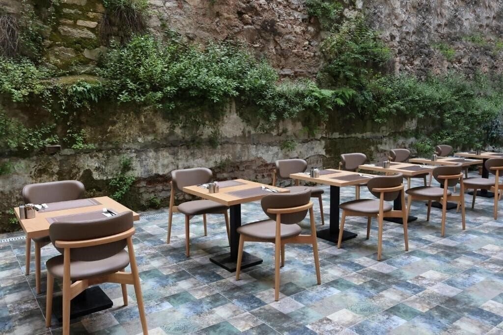 Вид The Galata Glory Hotel 3*