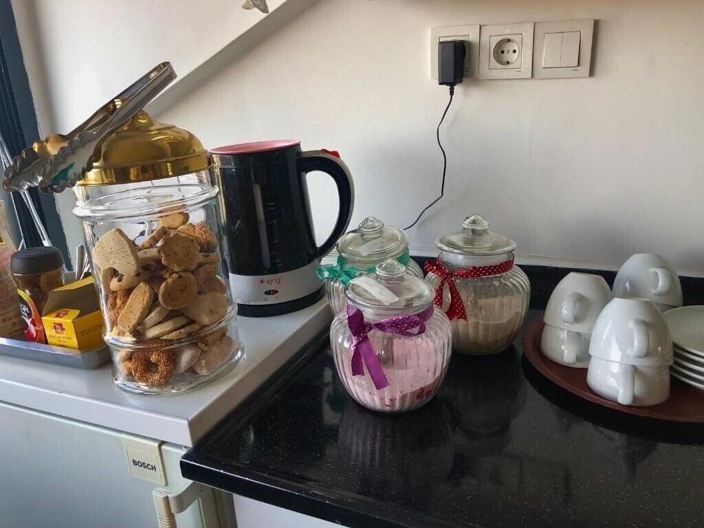 Панорама La Petite Maison Hotel 3*