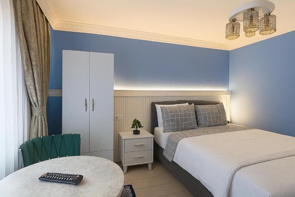 Отель Ozer Hotel & Apartments 3*