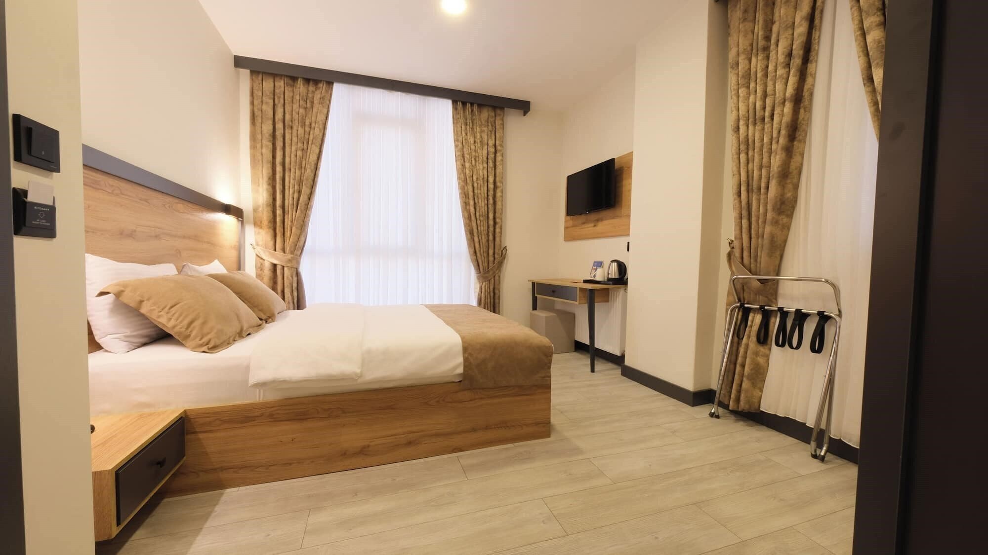 Фотографія Hotel Sirius İstanbul (ex. Sirius Otel Istanbul Boutique) 4*