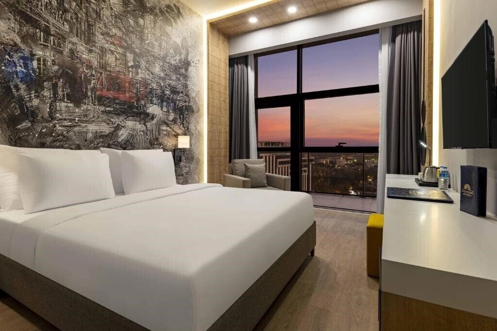 Вид Days Inn & Suites by Wyndham Istanbul Esenyurt (ex. Days Hotel by Wyndham Istanbul Esenyurt) 4*