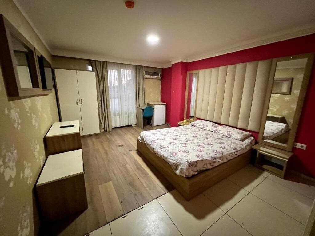 Вид Camellia Suit Hotel 3*