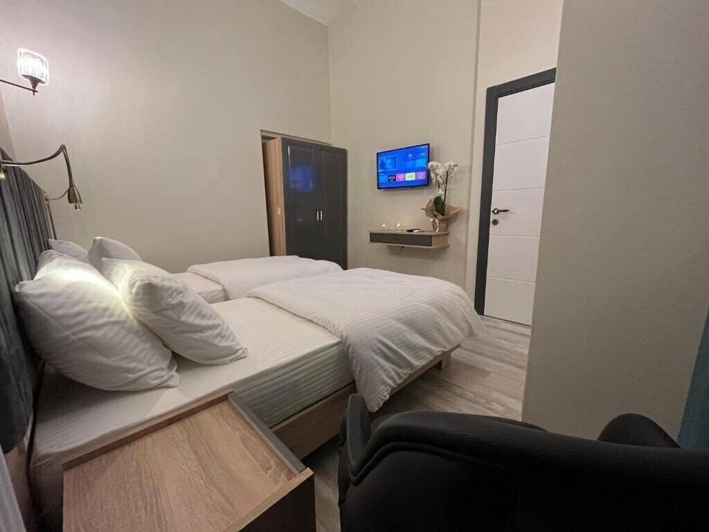 Панорама Genoa Port Hotel 2*