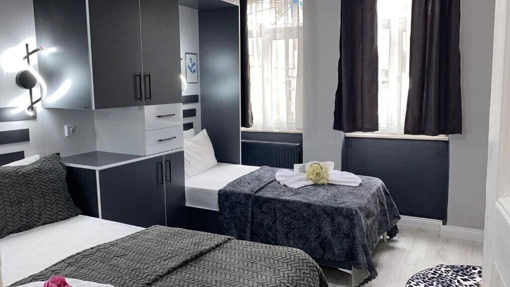 Територія Taksim Hostel Green House Istanbul (ex. Green House Hostel) 2*