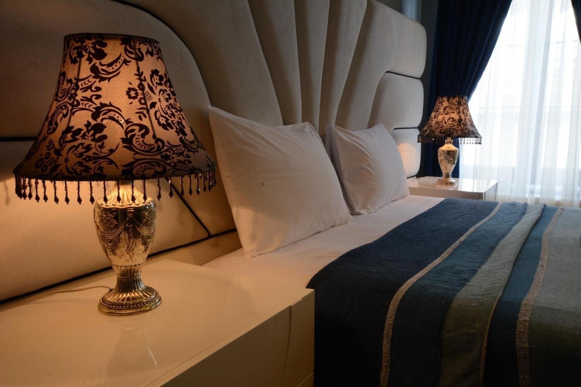 Территория Nine Istanbul Hotel 3*