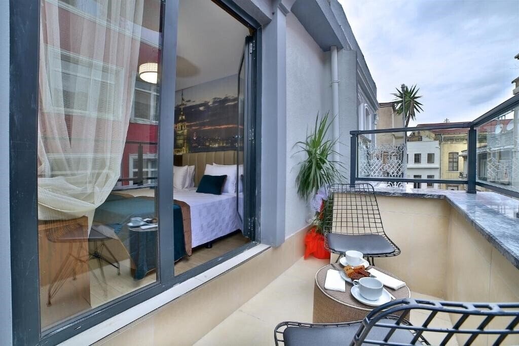 Фото The Tango Hotel Taksim 3*