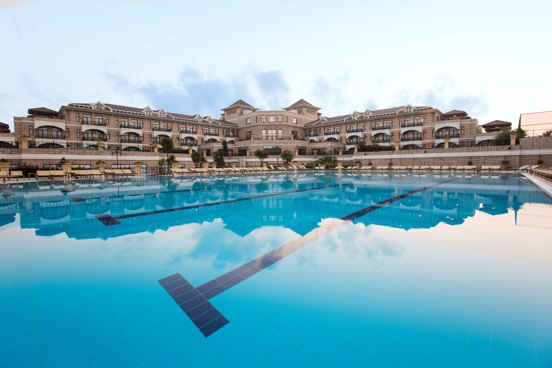 Территория The Sign Sile Hotel & SPA (ex. Dedeman Hotel Sile, Best Western Sile Garden Hotel, Sile Gardens Hotel) 5*