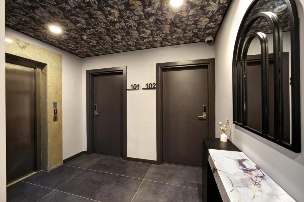 Апартаменти Second Hotel (ex. Second Suit Hotel, Second Otel Bakirkoy) 3*