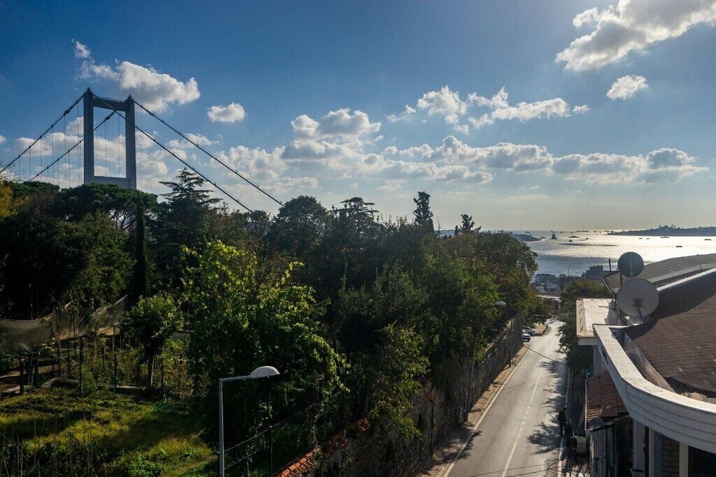 Территория Bosphorus View Duplex with Terrace In Ortakoy 4*