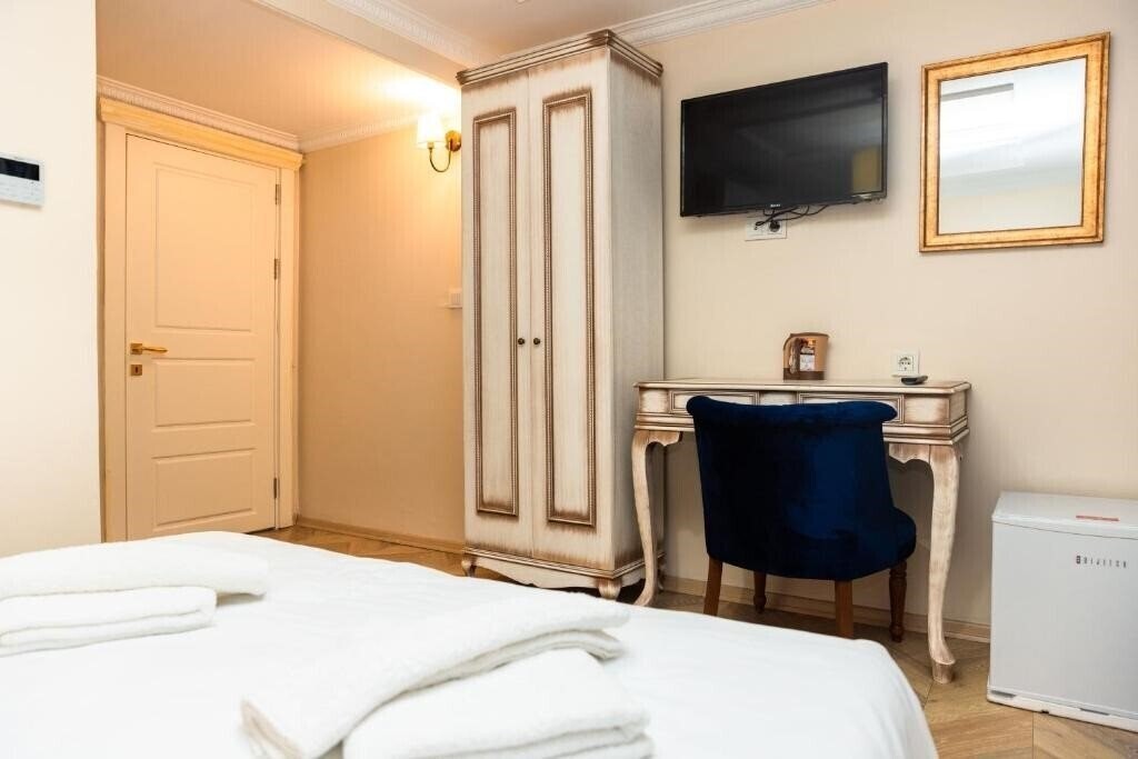 Территория Mir Apart Otel (ex. Mirapartotel) 4*